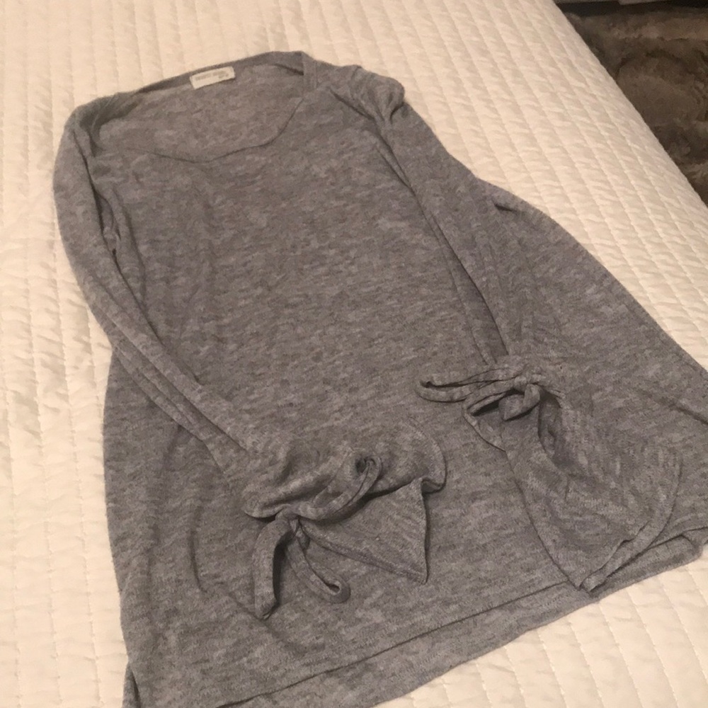 Heathered Gray top
